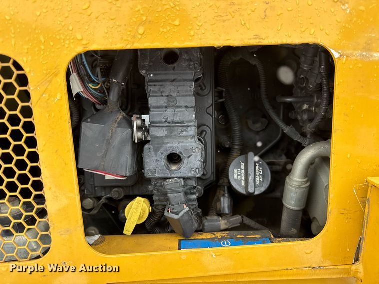 image for item DH9750 2015 Vermeer RTX1250 cable plow