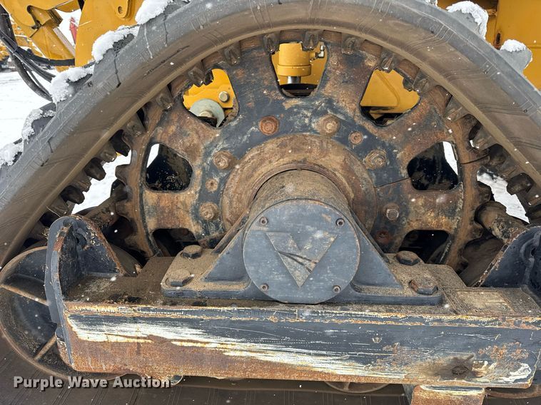 image for item DH9750 2015 Vermeer RTX1250 cable plow