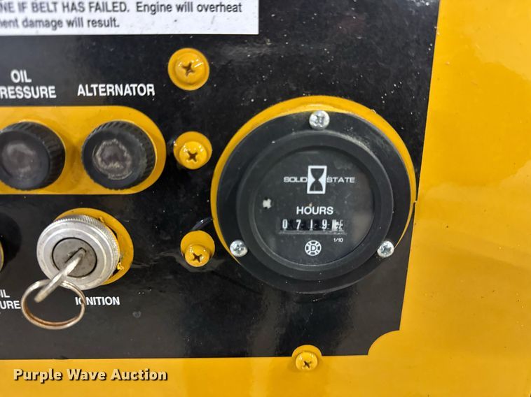 image for item DH9754 1998 Vermeer LM42 trencher