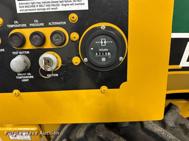 image for item DH9754 1998 Vermeer LM42 trencher