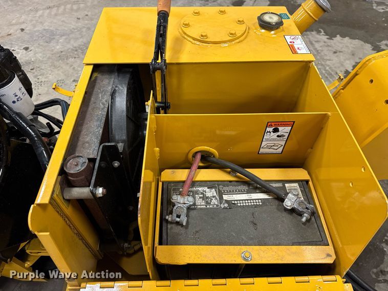 image for item DH9754 1998 Vermeer LM42 trencher