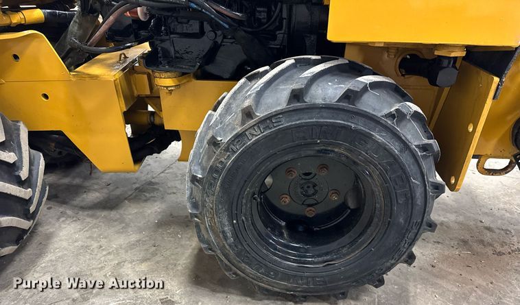 image for item DH9754 1998 Vermeer LM42 trencher