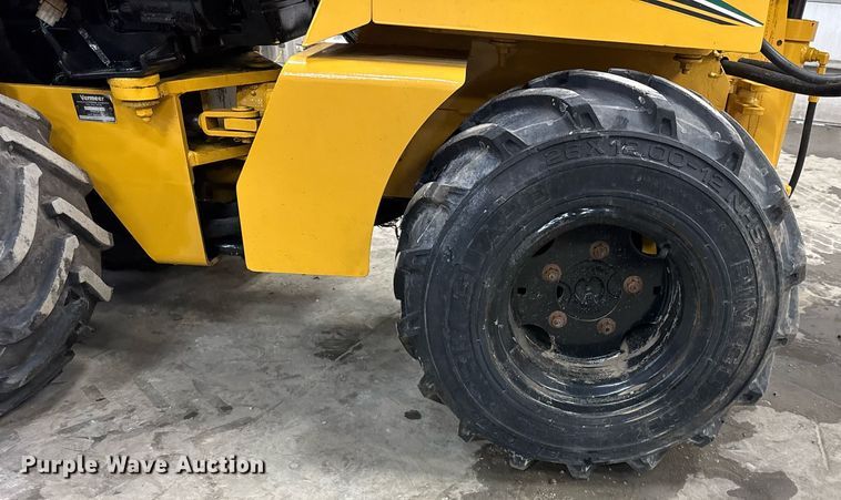 image for item DH9754 1998 Vermeer LM42 trencher