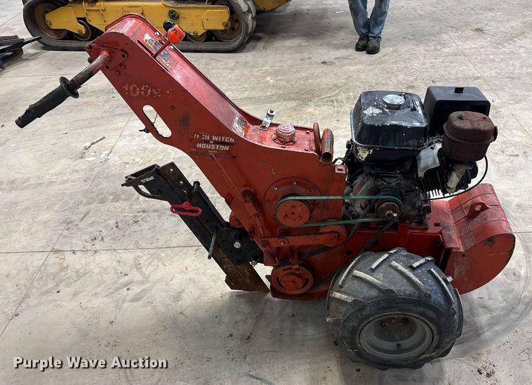 image for item DH9755 2002 Ditch Witch 100SX cable plow