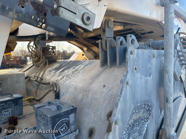 image for item DJ9720 2012 Wirtgen WR 2000 soil stabilizer / recycler