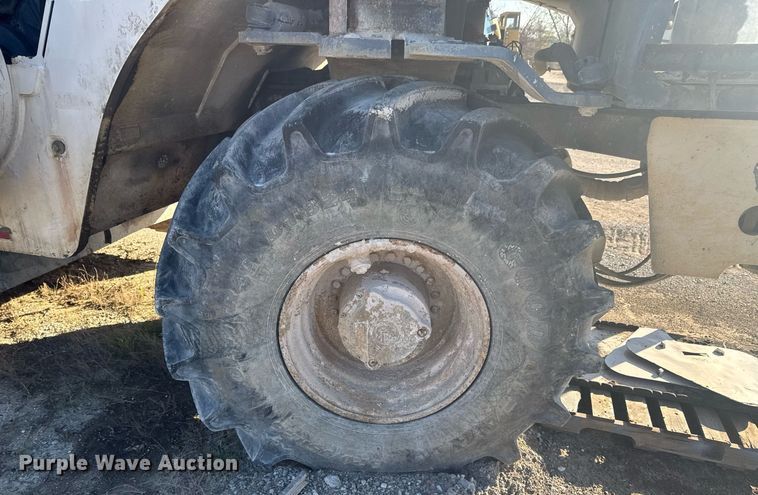 image for item DJ9720 2012 Wirtgen WR 2000 soil stabilizer / recycler