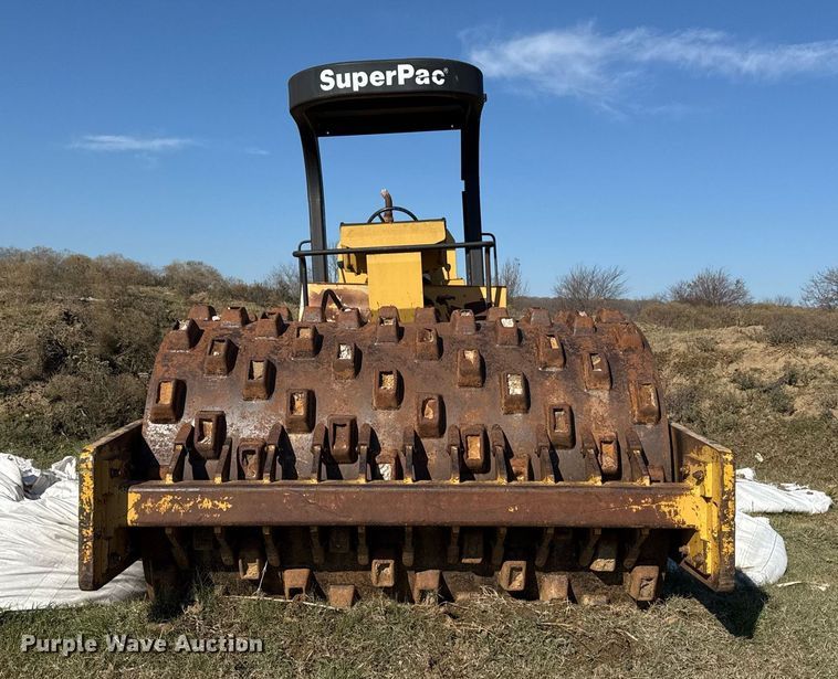 image for item DJ9767 1999 SuperPac 840P single drum vibratory roller