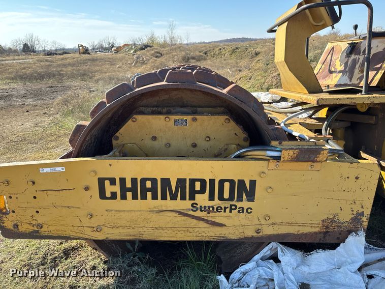 image for item DJ9767 1999 SuperPac 840P single drum vibratory roller