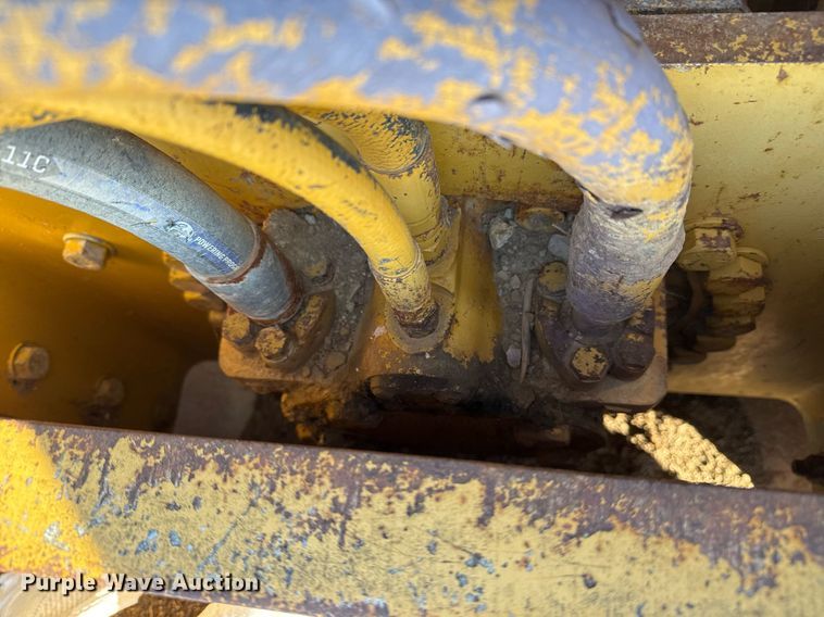 image for item DJ9767 1999 SuperPac 840P single drum vibratory roller