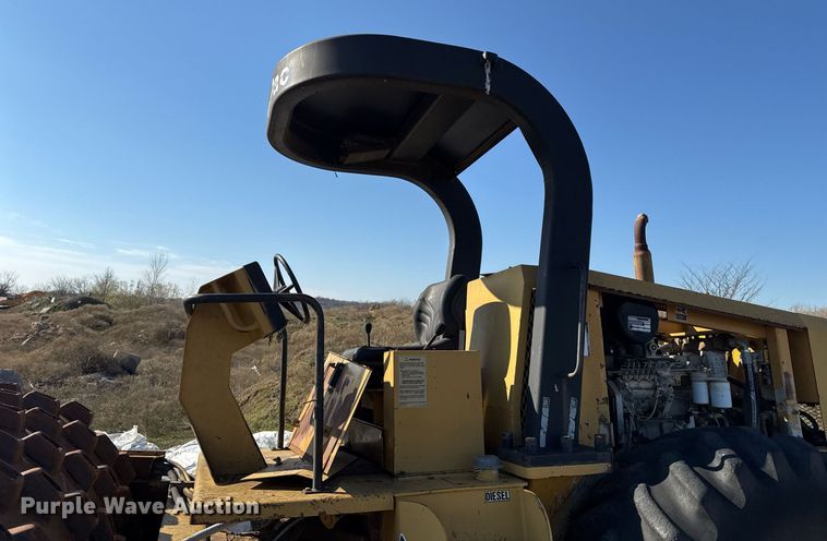 image for item DJ9767 1999 SuperPac 840P single drum vibratory roller