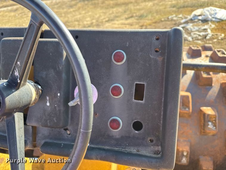 image for item DJ9767 1999 SuperPac 840P single drum vibratory roller