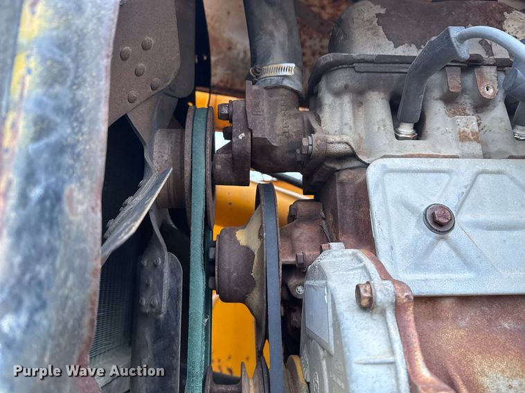 image for item DM5500 1992 Chevrolet Kodiak C8500 drilling rig truck