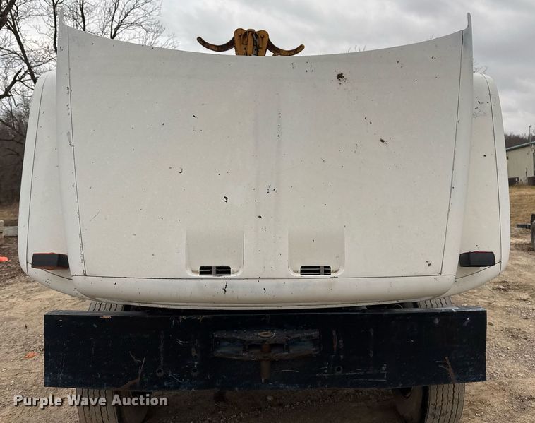 image for item DM5500 1992 Chevrolet Kodiak C8500 drilling rig truck