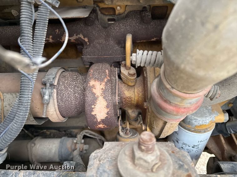 image for item DM5500 1992 Chevrolet Kodiak C8500 drilling rig truck