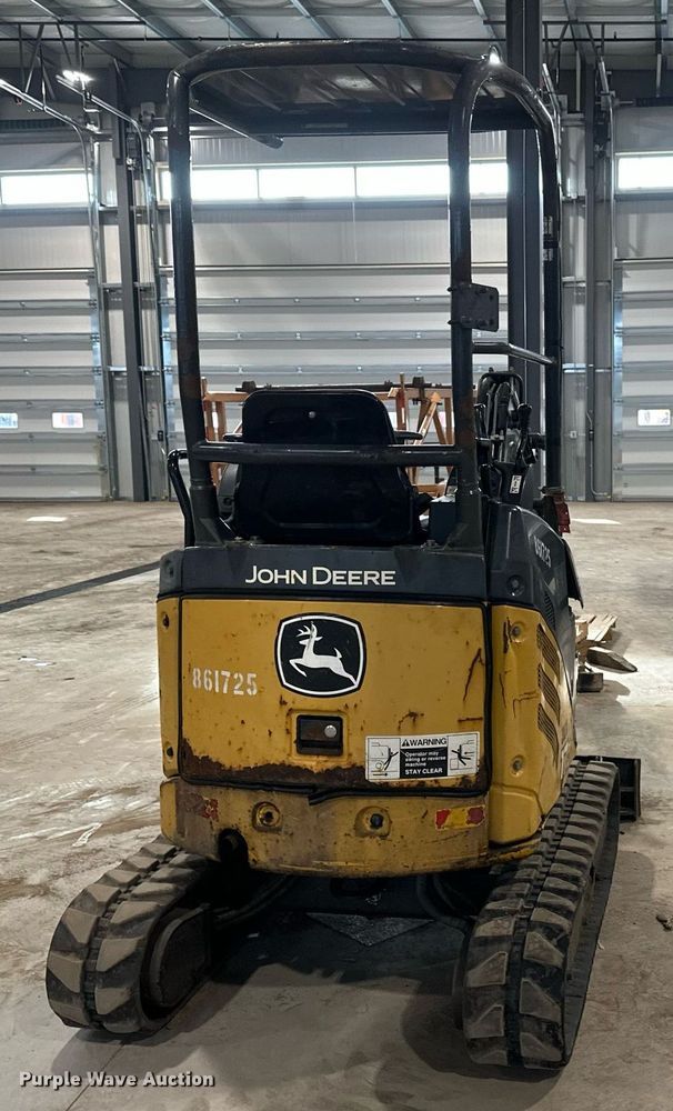 image for item DN0927 2011 John Deere 17D mini excavator