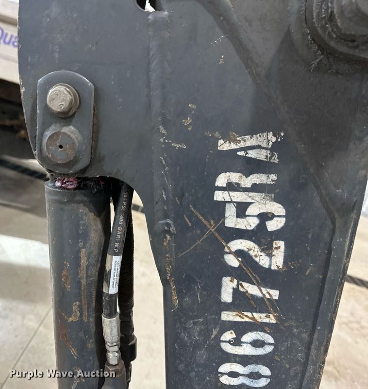 image for item DN0927 2011 John Deere 17D mini excavator