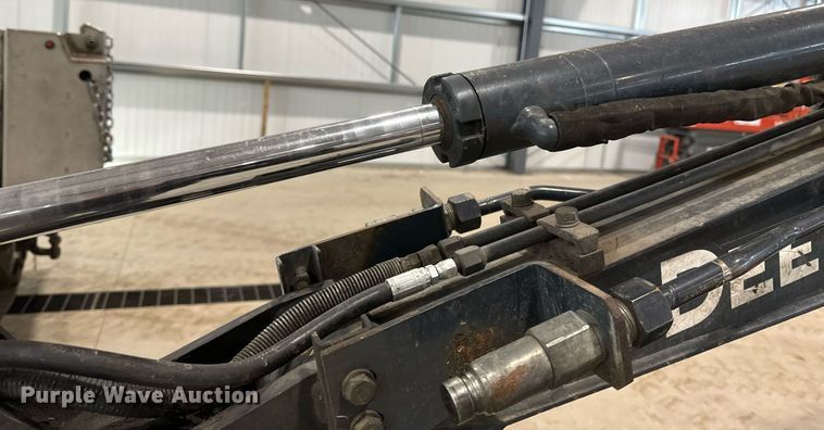 image for item DN0927 2011 John Deere 17D mini excavator