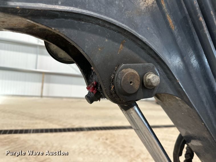 image for item DN0927 2011 John Deere 17D mini excavator