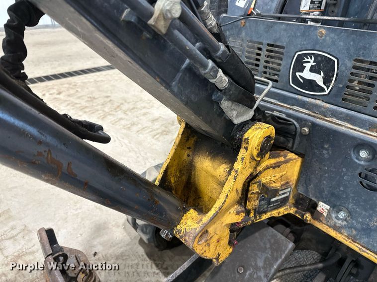 image for item DN0927 2011 John Deere 17D mini excavator