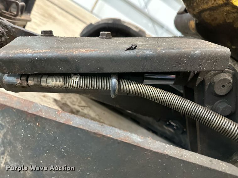 image for item DN0927 2011 John Deere 17D mini excavator