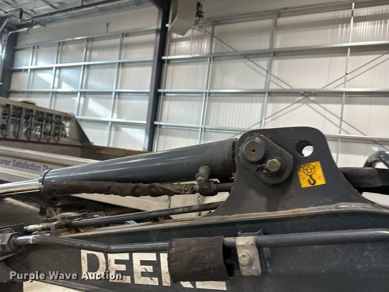 image for item DN0927 2011 John Deere 17D mini excavator