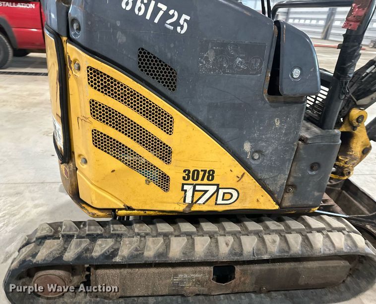 image for item DN0927 2011 John Deere 17D mini excavator