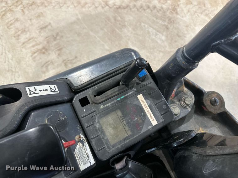 image for item DN0927 2011 John Deere 17D mini excavator