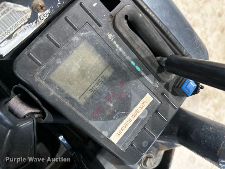 image for item DN0927 2011 John Deere 17D mini excavator