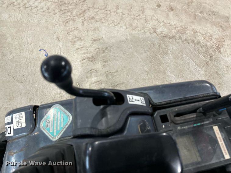 image for item DN0927 2011 John Deere 17D mini excavator