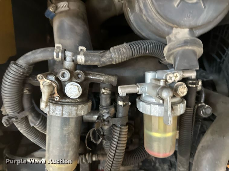 image for item DN0927 2011 John Deere 17D mini excavator