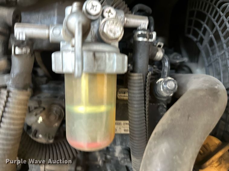 image for item DN0927 2011 John Deere 17D mini excavator