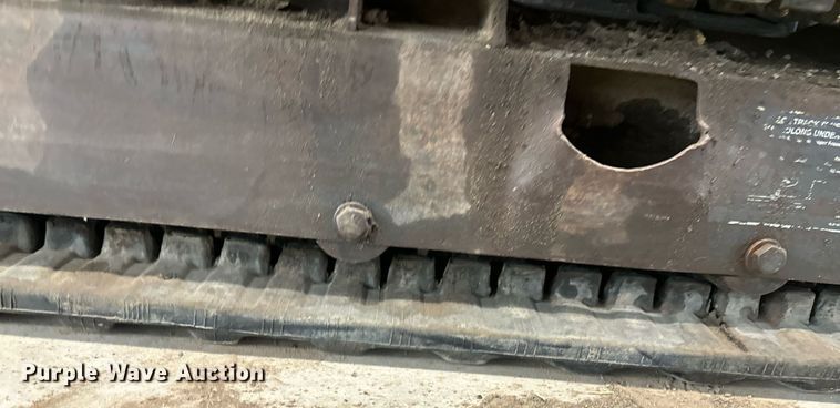 image for item DN0927 2011 John Deere 17D mini excavator