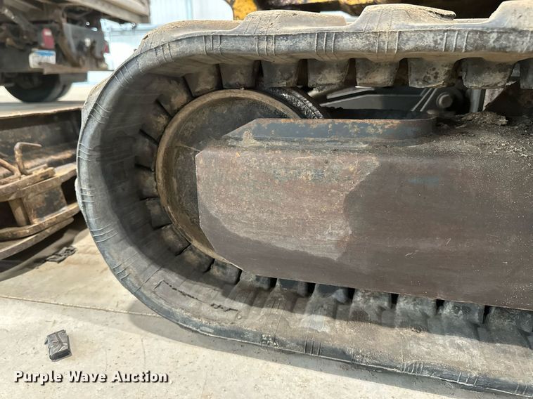 image for item DN0927 2011 John Deere 17D mini excavator