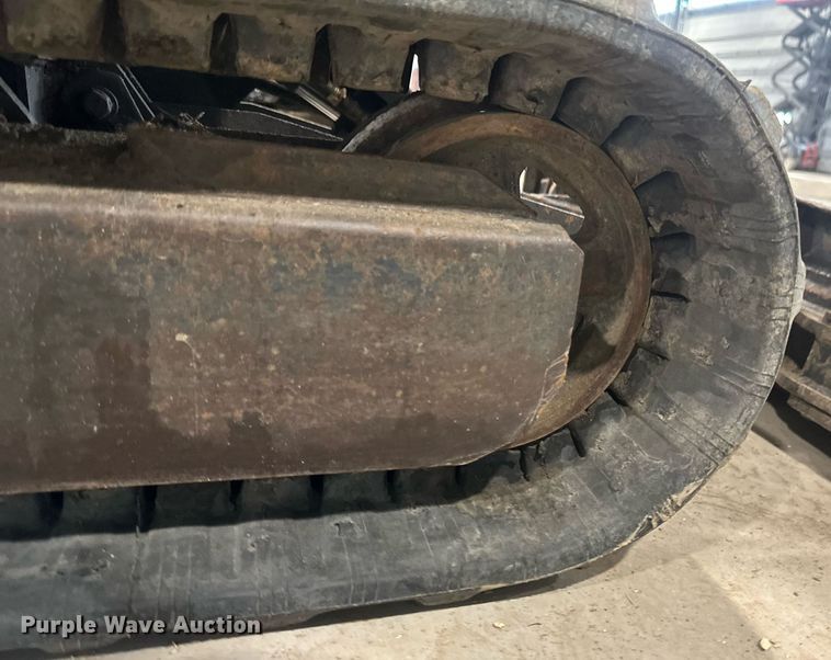 image for item DN0927 2011 John Deere 17D mini excavator