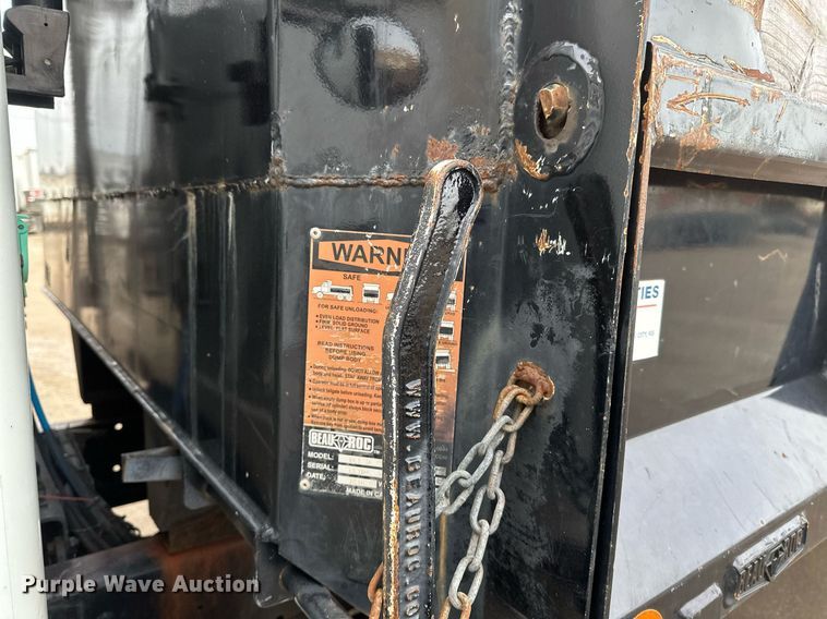 image for item DN0931 2002 International  8100 dump flatbed truck