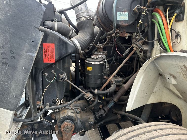 image for item DN0931 2002 International  8100 dump flatbed truck