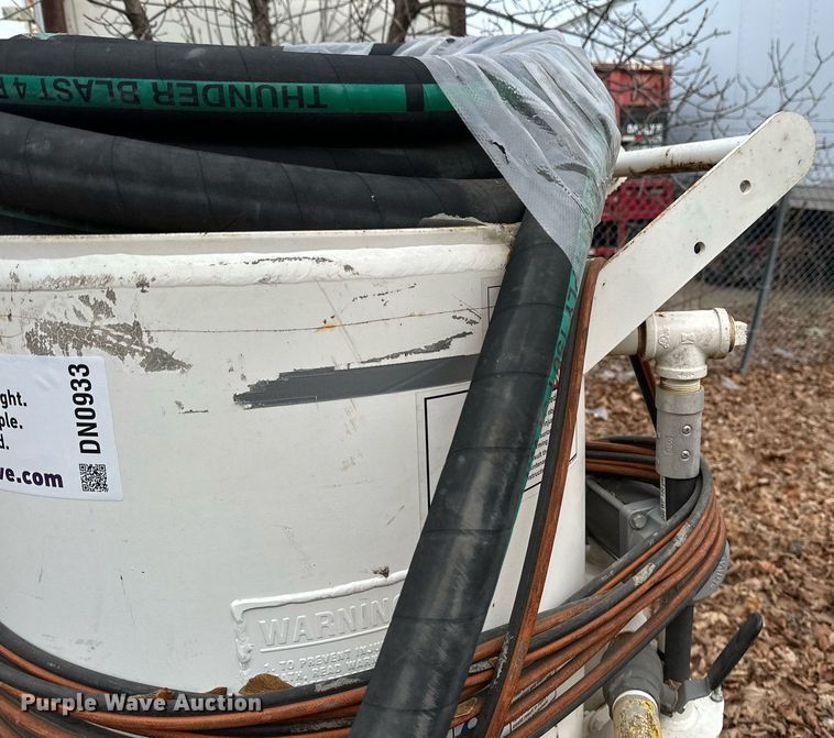 image for item DN0933 2012 Schmidt  sand blaster