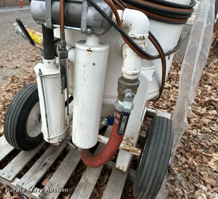 image for item DN0933 2012 Schmidt  sand blaster