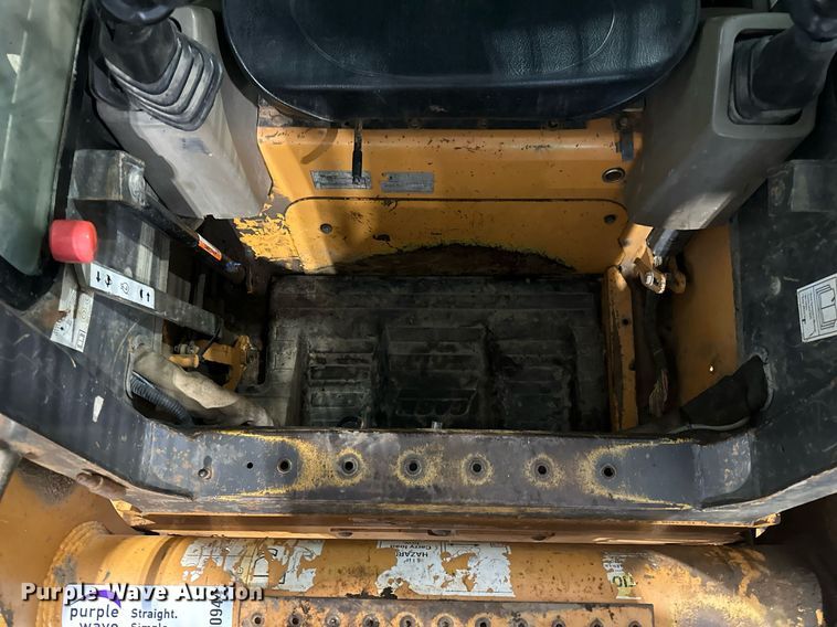image for item DN0944 2006 Case 450 skid steer loader
