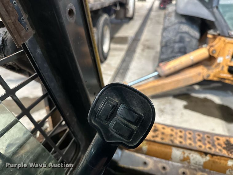 image for item DN0944 2006 Case 450 skid steer loader