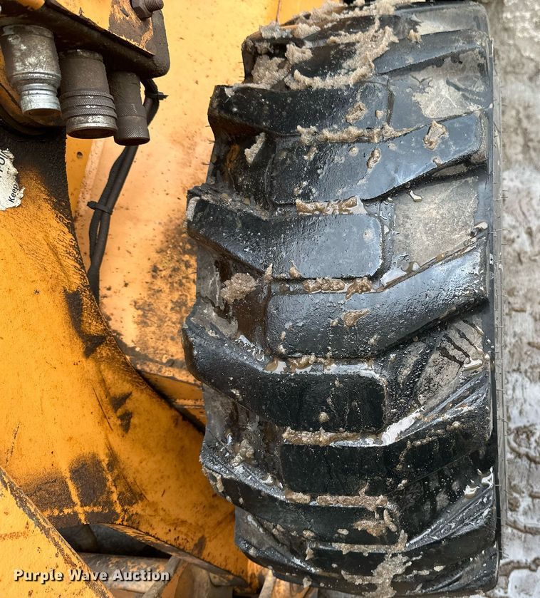 image for item DN0944 2006 Case 450 skid steer loader