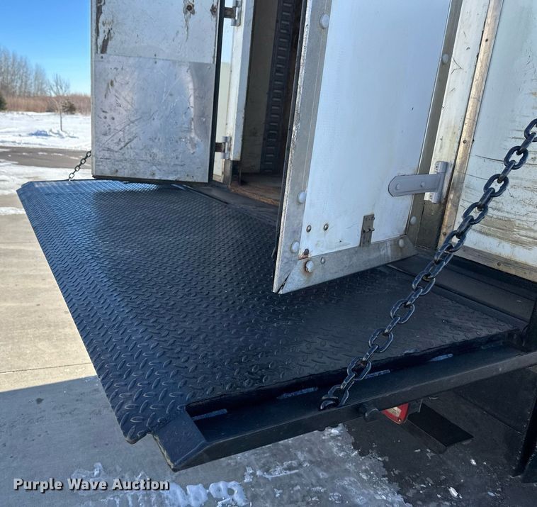 image for item DN0947 2003 Freightliner  M2 utility / service truck