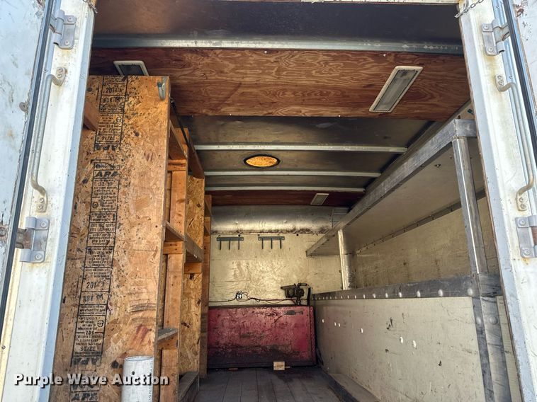 image for item DN0947 2003 Freightliner  M2 utility / service truck