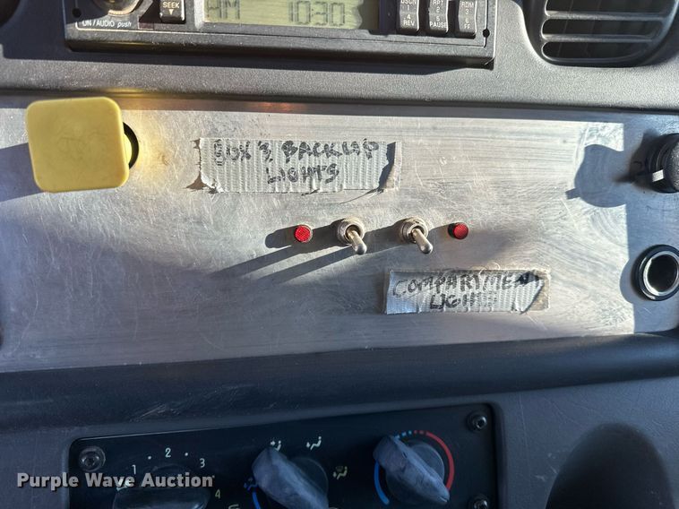 image for item DN0947 2003 Freightliner  M2 utility / service truck