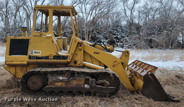 image for item DN3667 1982 Caterpillar 953 track loader
