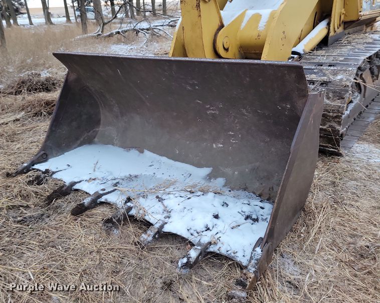 image for item DN3667 1982 Caterpillar 953 track loader