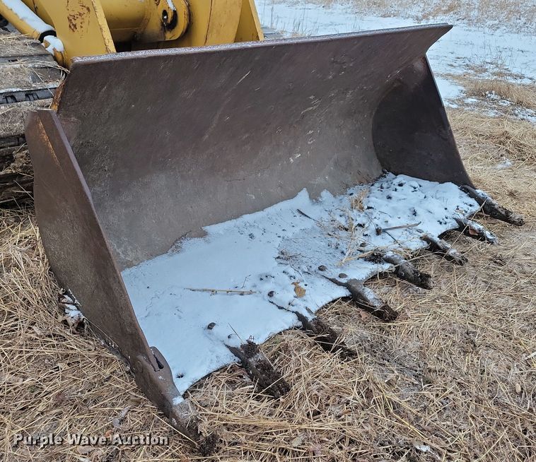 image for item DN3667 1982 Caterpillar 953 track loader