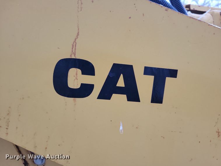 image for item DN3667 1982 Caterpillar 953 track loader