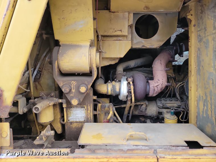 image for item DN3667 1982 Caterpillar 953 track loader