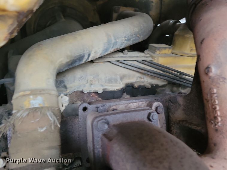 image for item DN3667 1982 Caterpillar 953 track loader